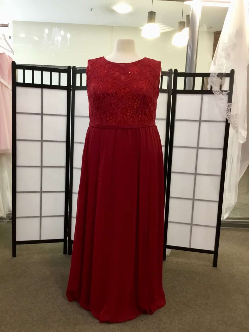 Brautkleider in Duisburg & Abendmode Bea´s Kleideratelier in Duisburg